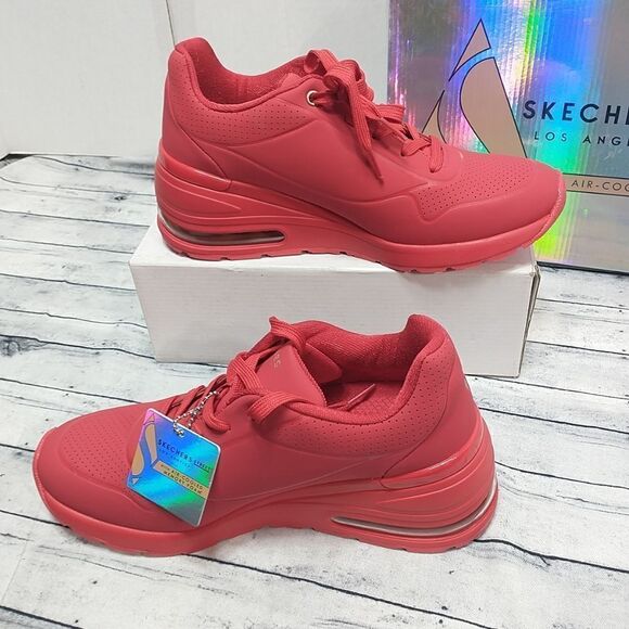 Skechers Million Air Elevated Air 155401 Red Sneaker Women’s SZ 9.5 New With Box - Picture 2 of 12